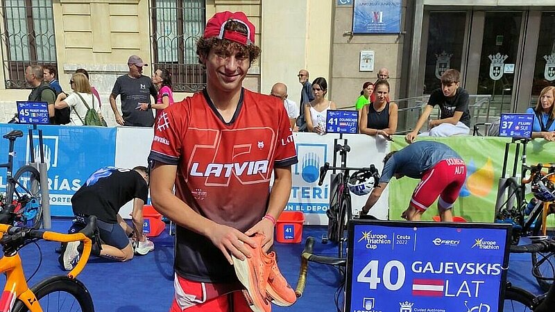 LU students - triatlonists Artjoms Gajevskis Eiropas triatlona kausā izcīna 31. vietu