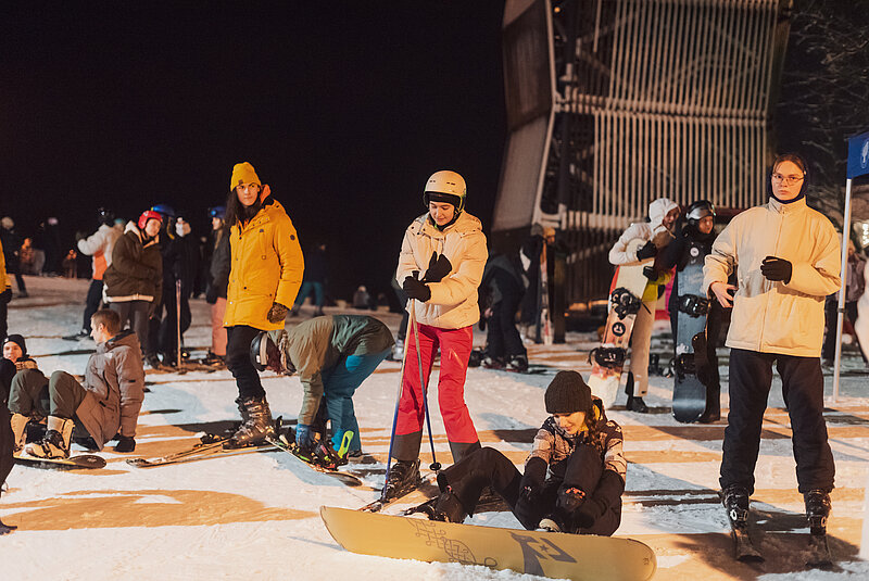 LU Ziemas sporta dienā sniegs lutina  420 dalībniekus 