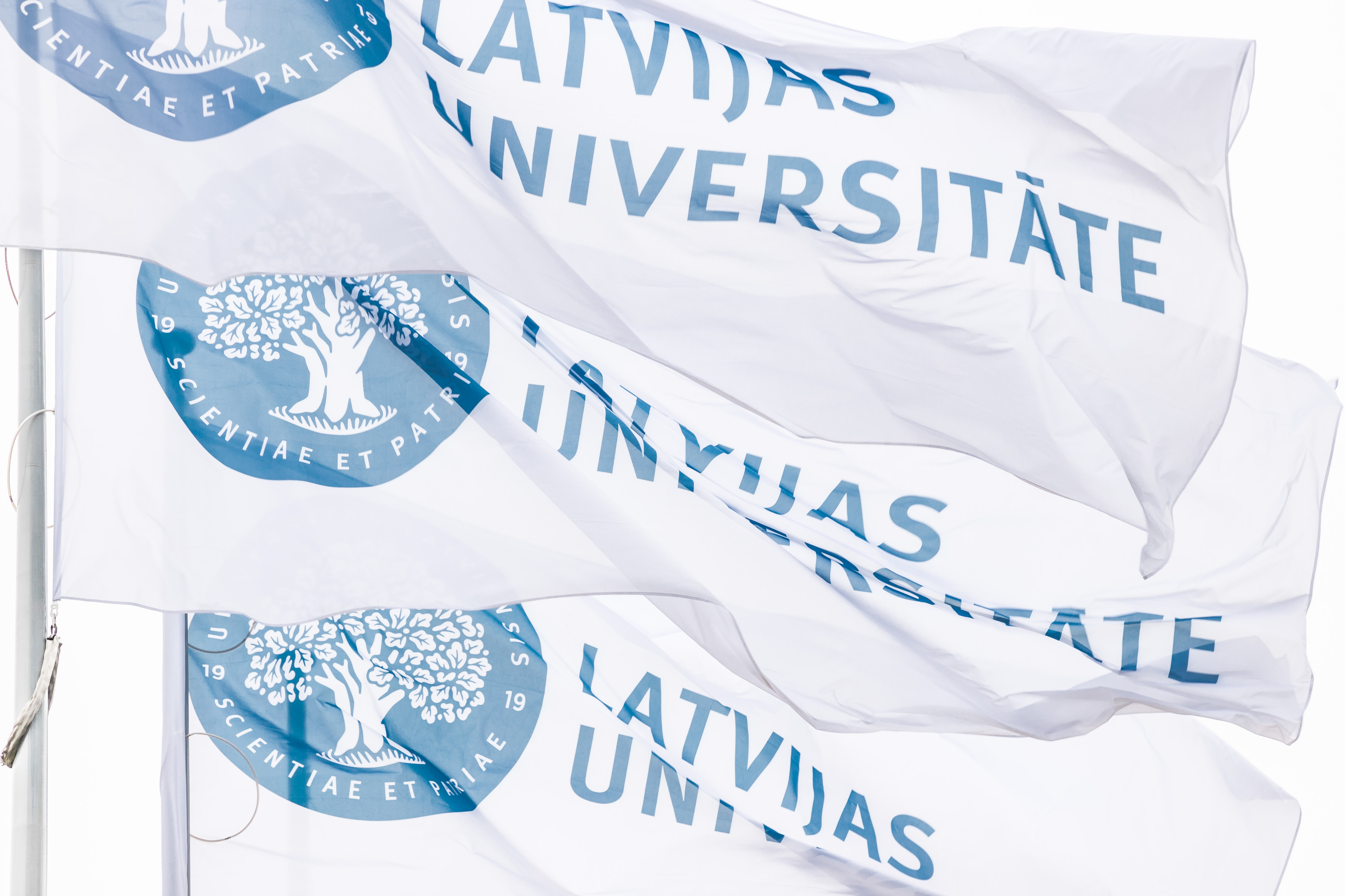 Latvijas Universitātes karogi